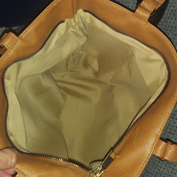 Beverly Hills Polo Club Tan Signature Monogram Faux Leather Tote Bag - Picture 14 of 14